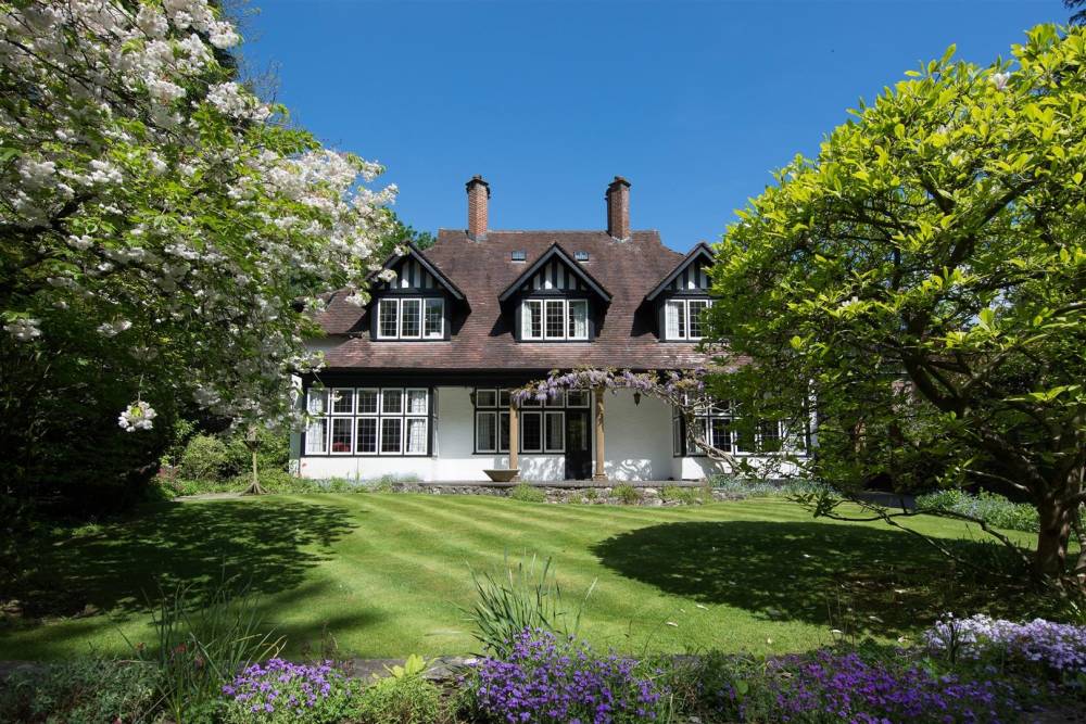 UVH Blog - FOR SALE: FIVE OF THE BEST GORGEOUS GARDENS